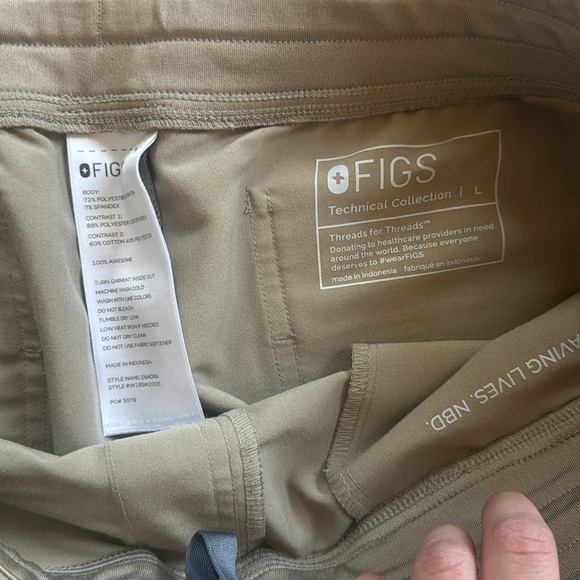 Figs Set (Color Latte) Catarina/Jogger Style - Picture 6 of 6